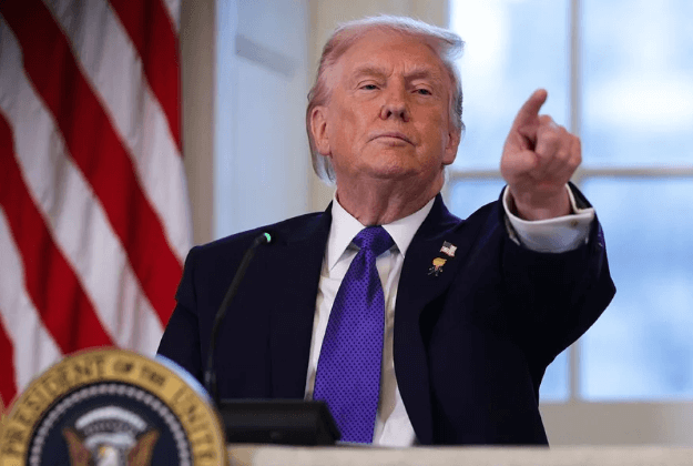 Trump volta a Davos e desafia a ordem internacional